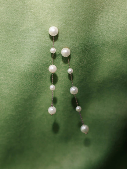 Ethereal Pearl Drop Ohrringe