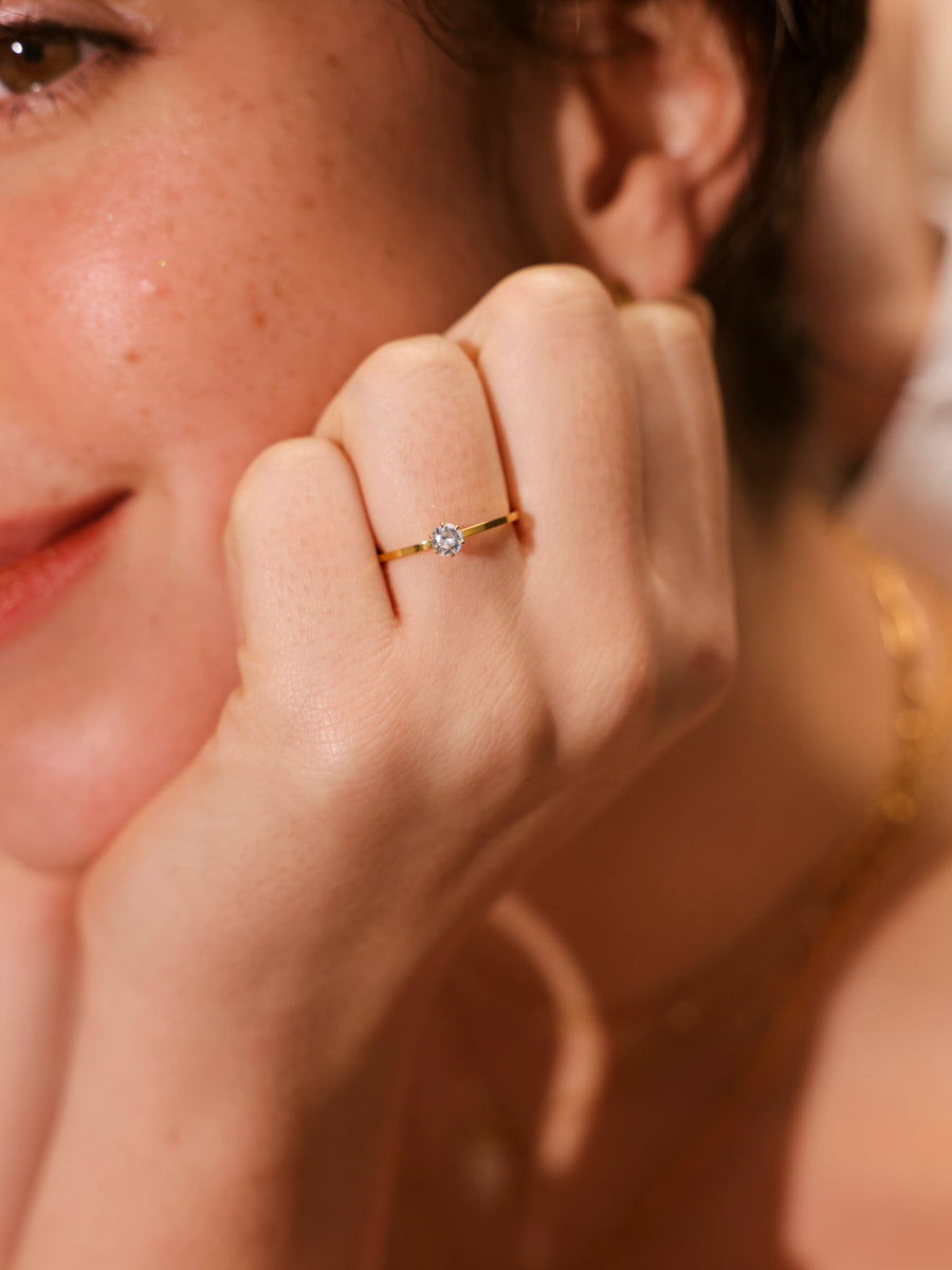 Precious Glow Ring
