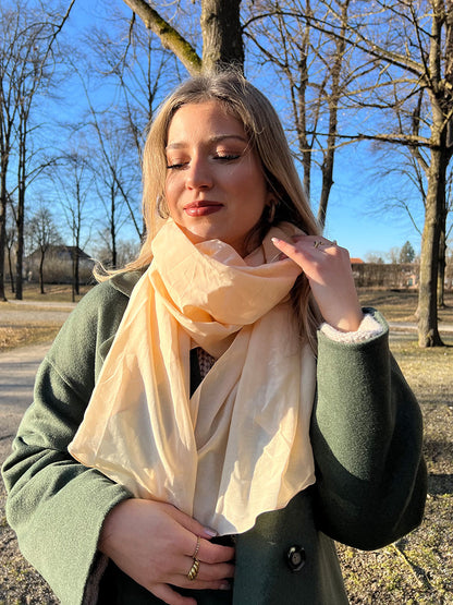 Pure Essence Apricot Schal