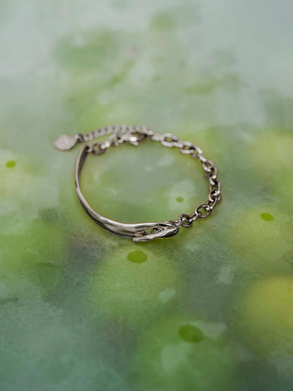 Timeless Elegance ARMBAND
