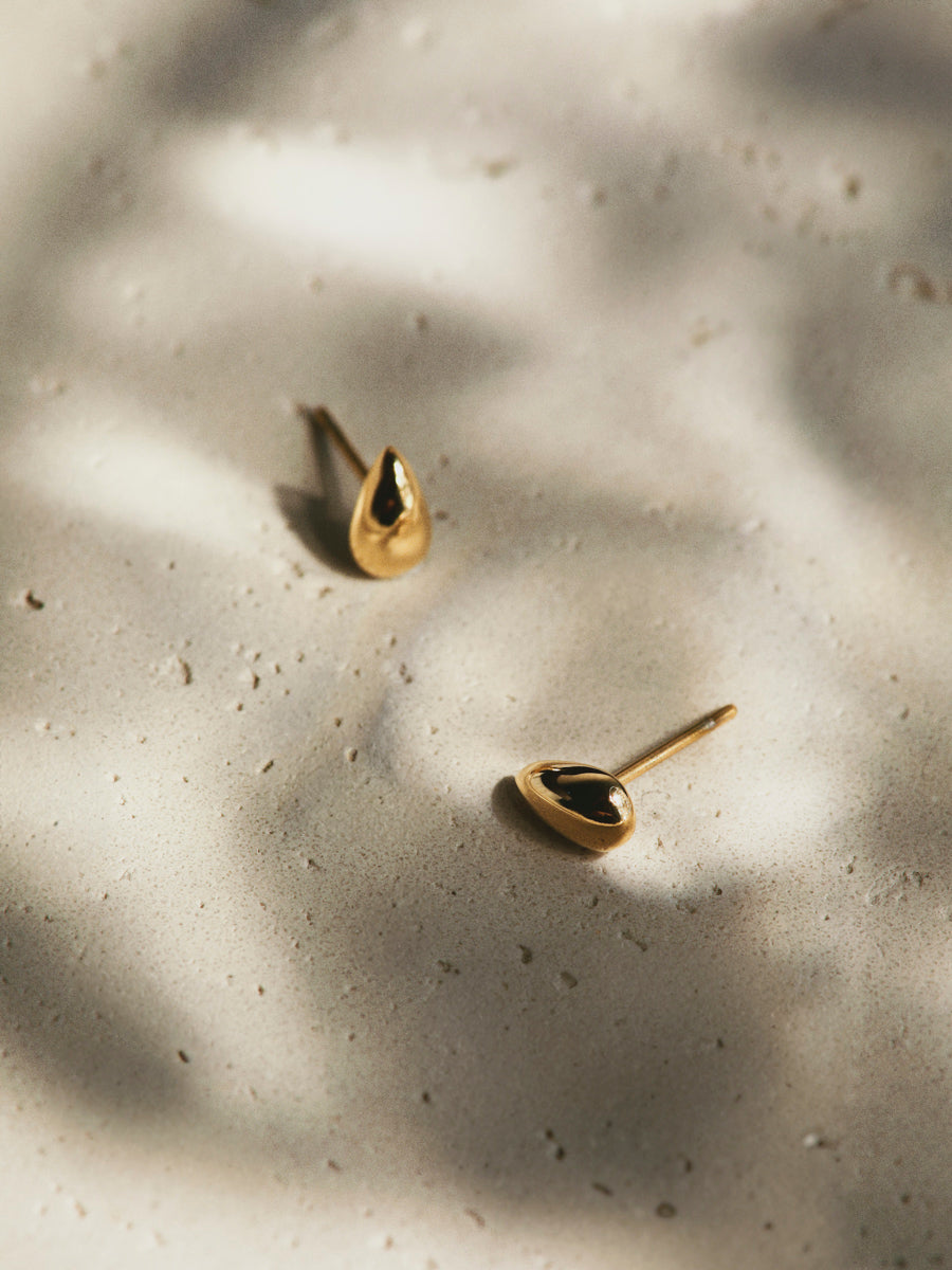 Minimalist Droplet Ohrringe