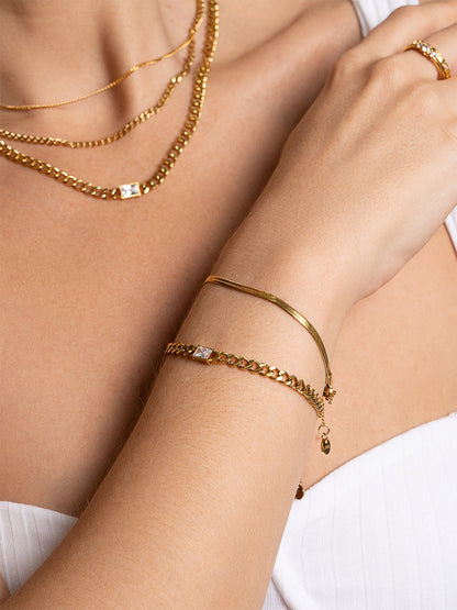 Center Stone ARMBAND