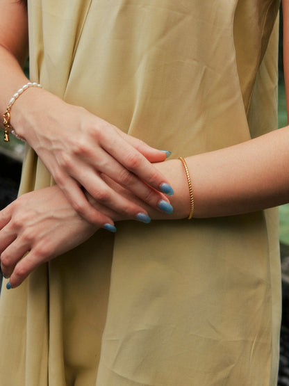 Tranquil Arc Armcuff