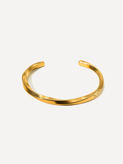 Simple Spiral Armcuff