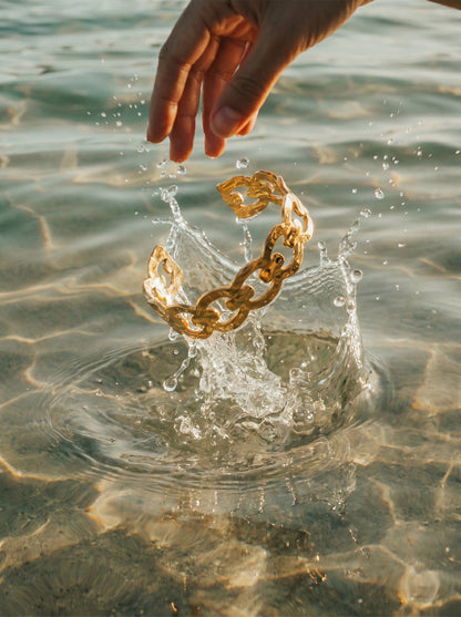 Modern Eternity Armcuff
