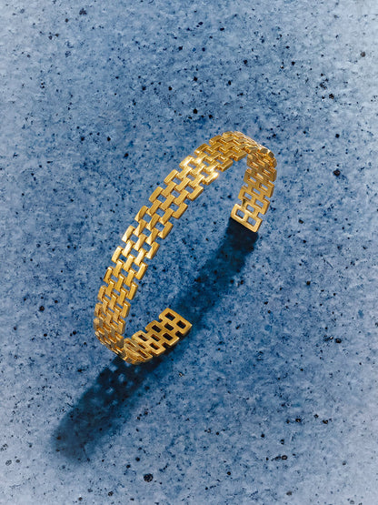 Square Flow Armcuff