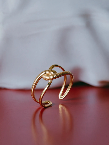 Refined Twist Armcuff