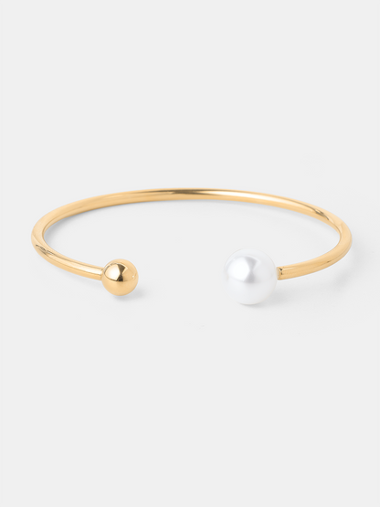 Dewdrop Pearl Armcuff
