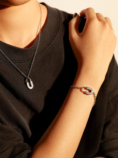 LOVE IS LOVE Set