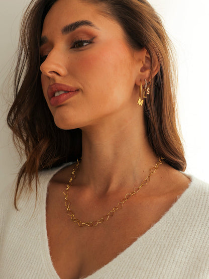 Pure Letter Ohrring-Charms