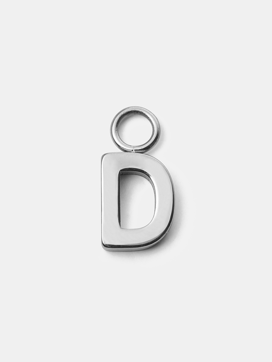 Pure Letter Ohrring-Charms