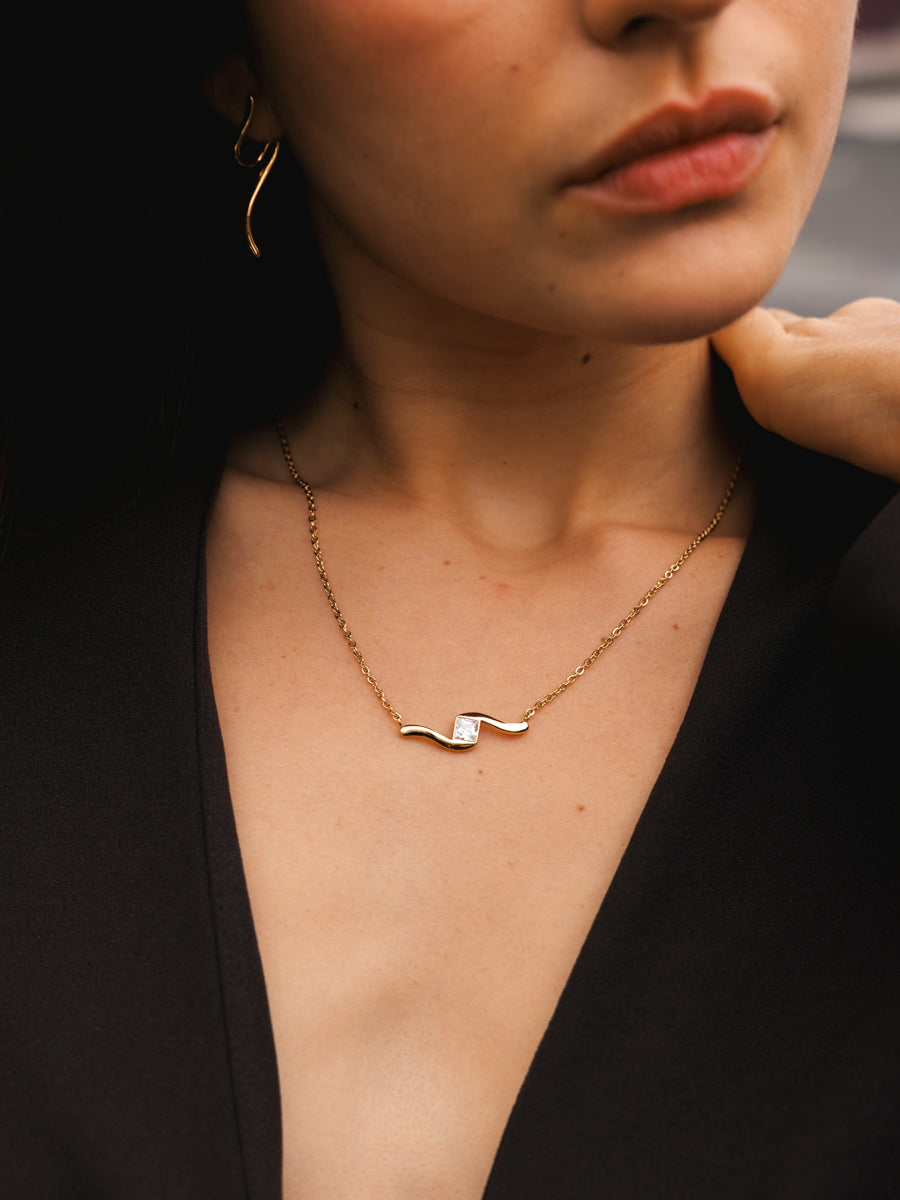 Glistening Wave Set