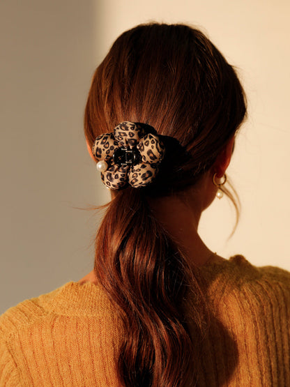Floral Grace White Haarklammer