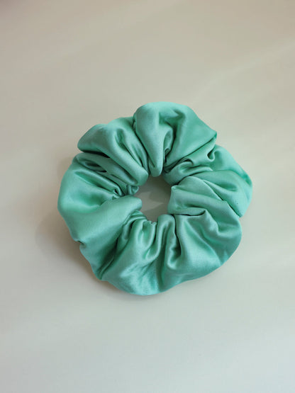 Fluffy Touch Pure Silk Scrunchie
