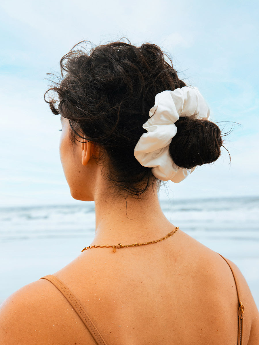 Fluffy Touch Pure Silk Scrunchie White