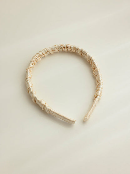 Elegant Hold Pure Silk Haarreif Apricot
