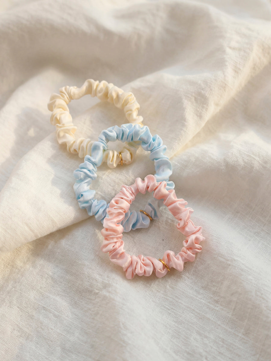 Blissful Pure Silk Scrunchie Cream Blue