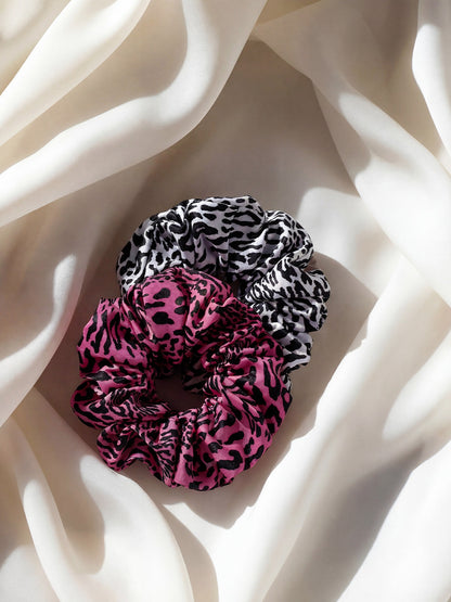 Leopard Beauty Scrunchie White