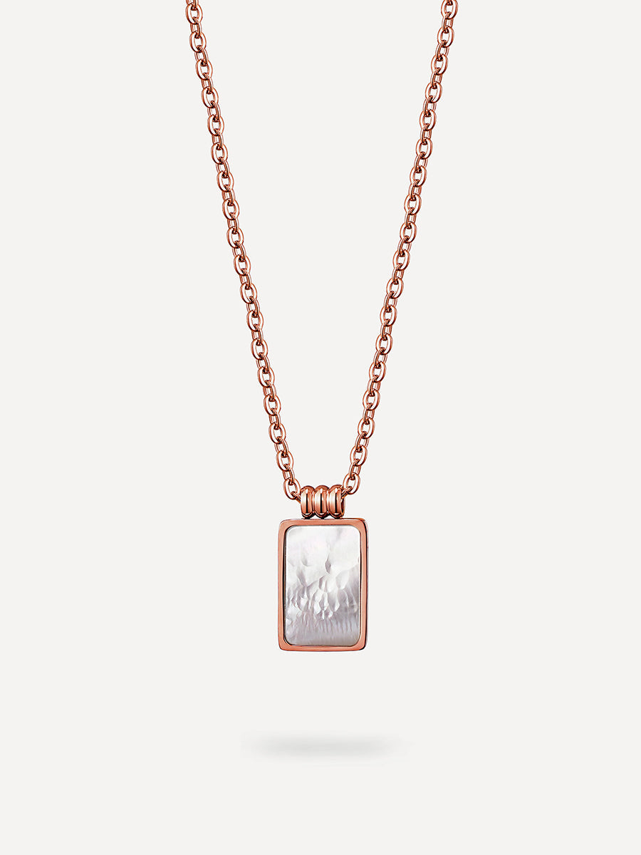Essence Pearl Kette