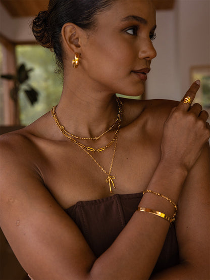 Captivating Kette