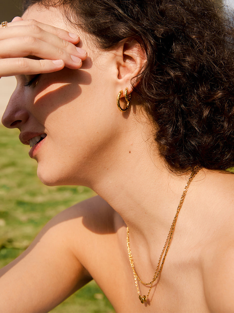 15mm Textured Hoops Mini Ohrringe