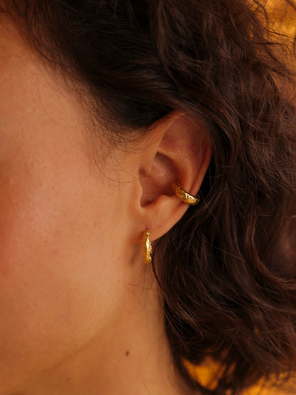 Textured Touch Earcuff