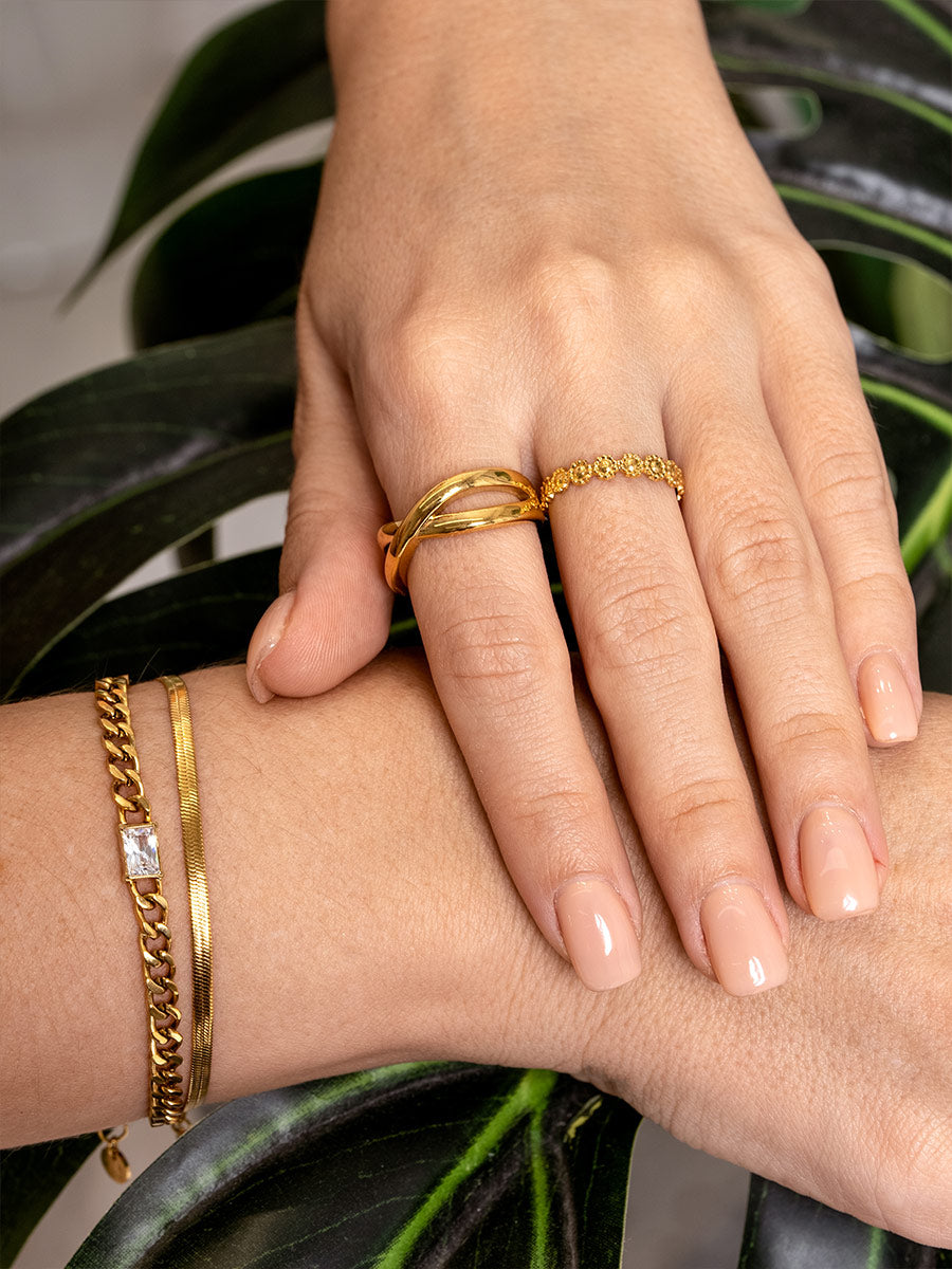 Crossing Path Ring