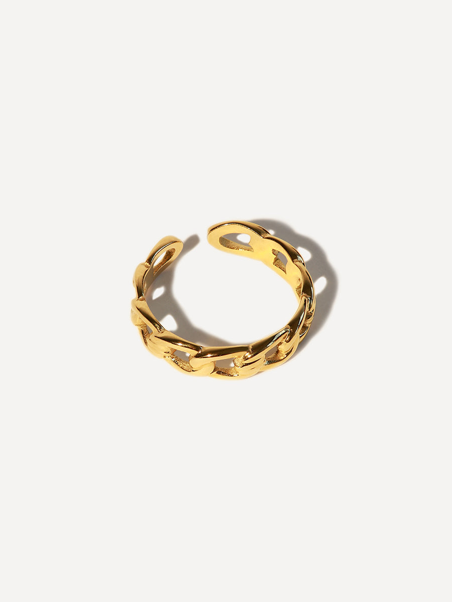 Twisted Knot Ring