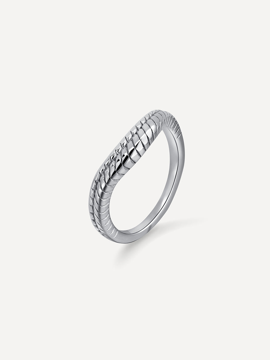 Wavy Scales Ring