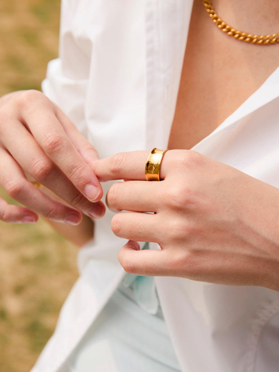 Mirror Arc Ring