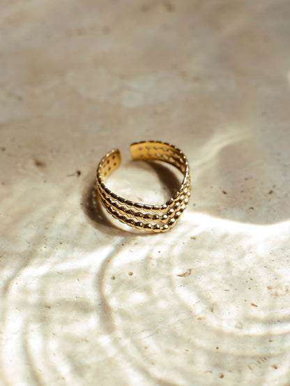 Dynamic Beads Ring
