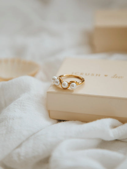 Fantasy Pearl Ring