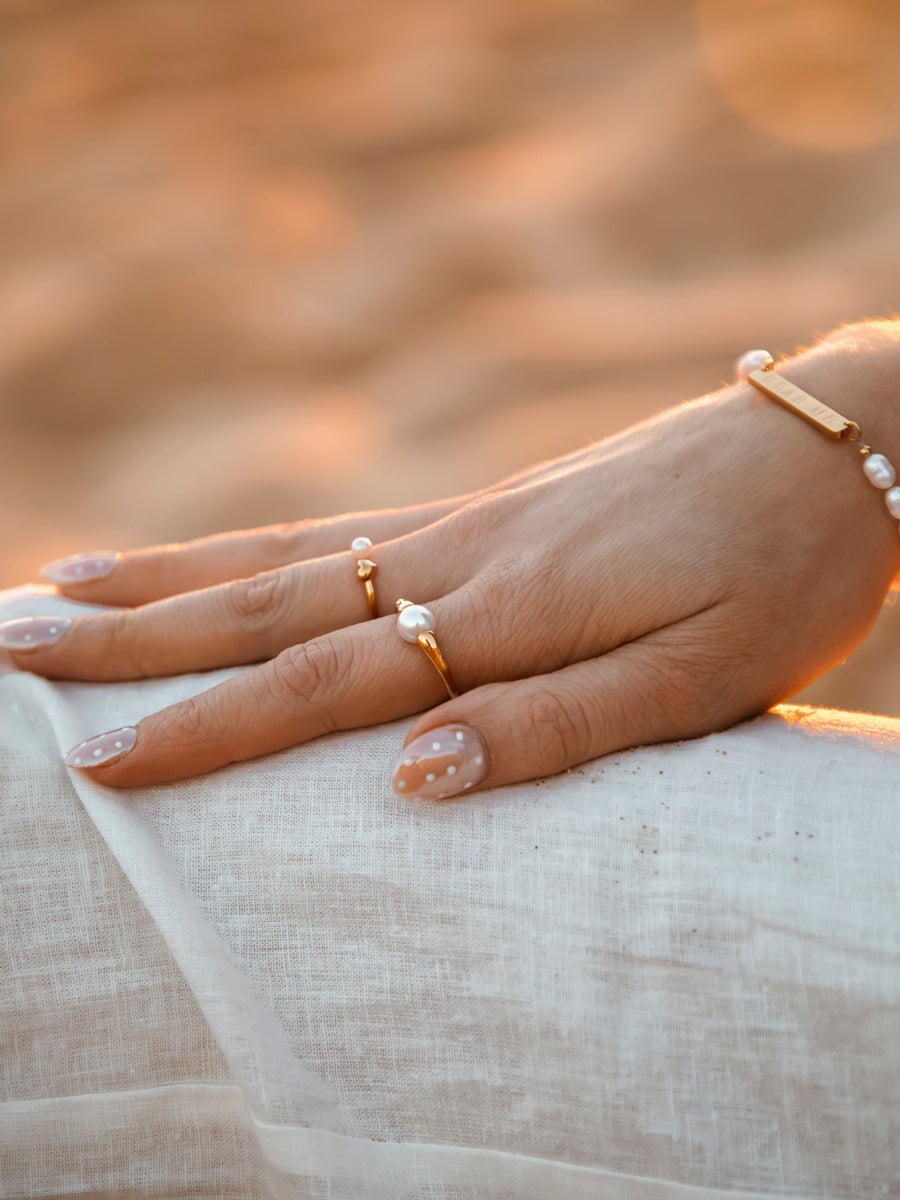 Love in Pearl Ring