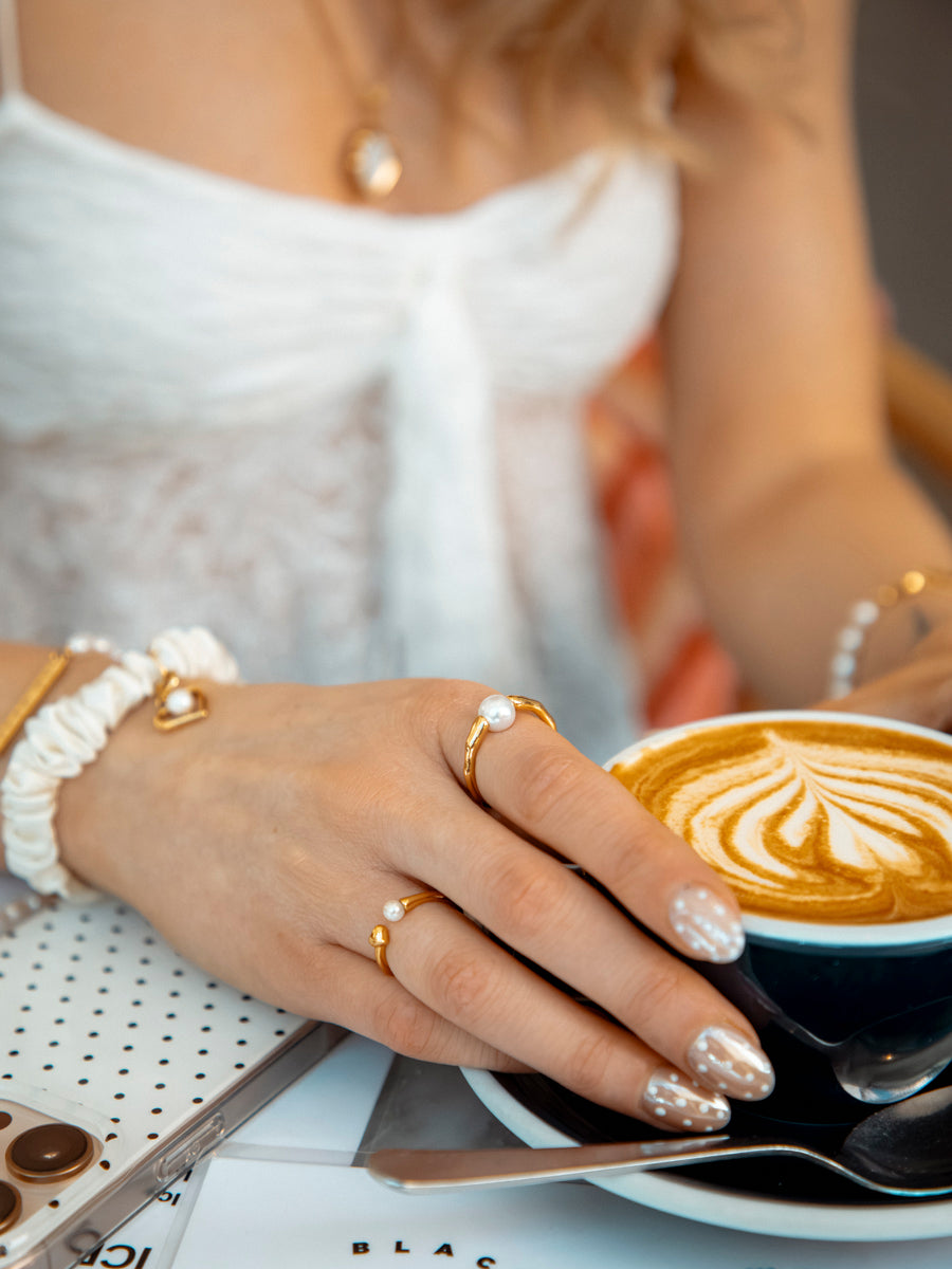Love in Pearl Ring