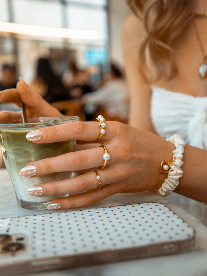 Love in Pearl Ring