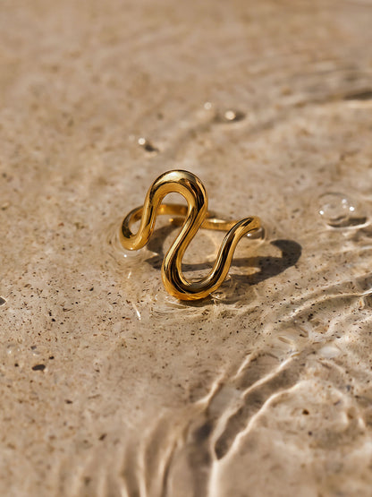 Twisted Elegance Ring